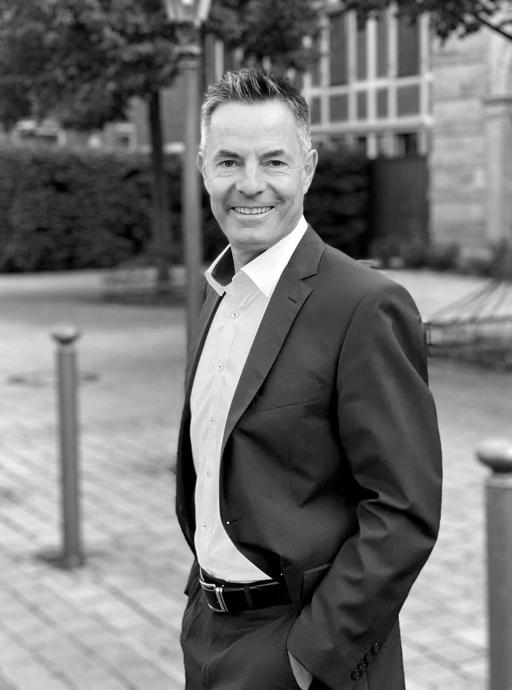 portrait_cv_bw